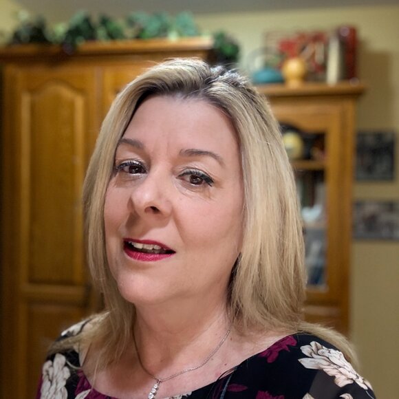 Meet your Posher, Maria - Picture 4 of 5